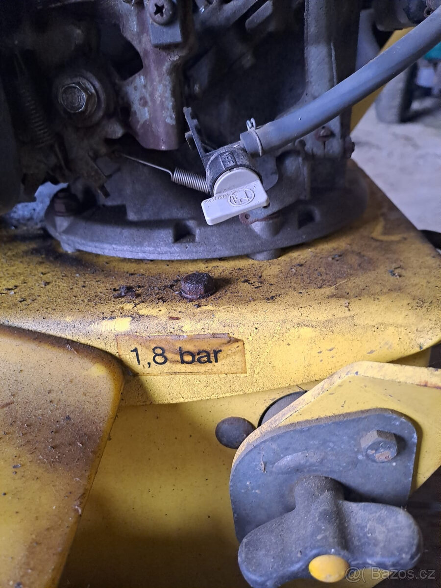 Zametací koště Honda - 5