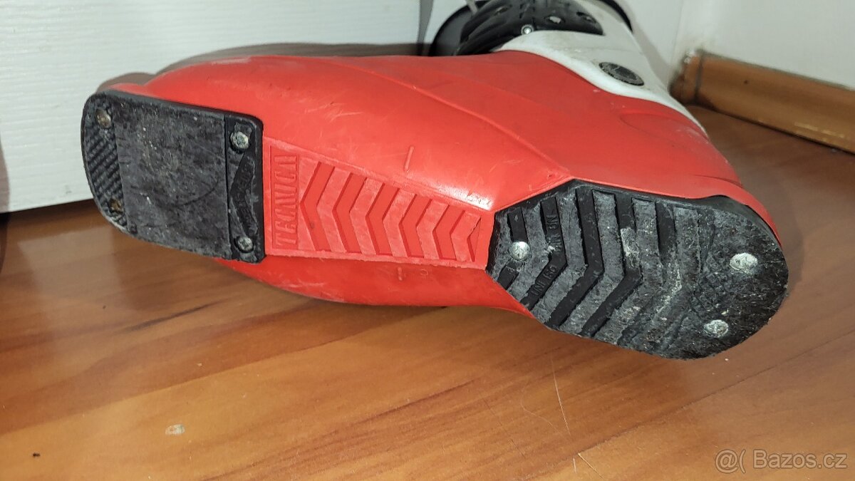 Boty na lyze, praskace stelka 22,5cm - 5