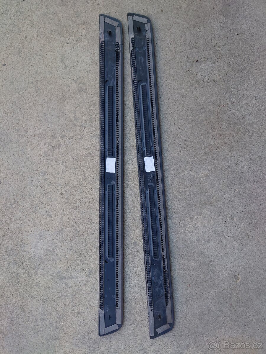 Audi A4 B9 predné prahové lišty L+P - 5