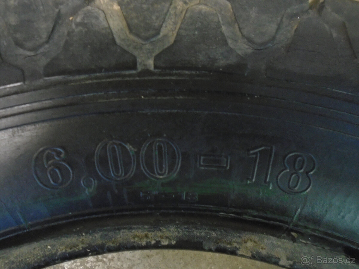 Praga, Škoda - 2 historické pneu 6-18 - 5