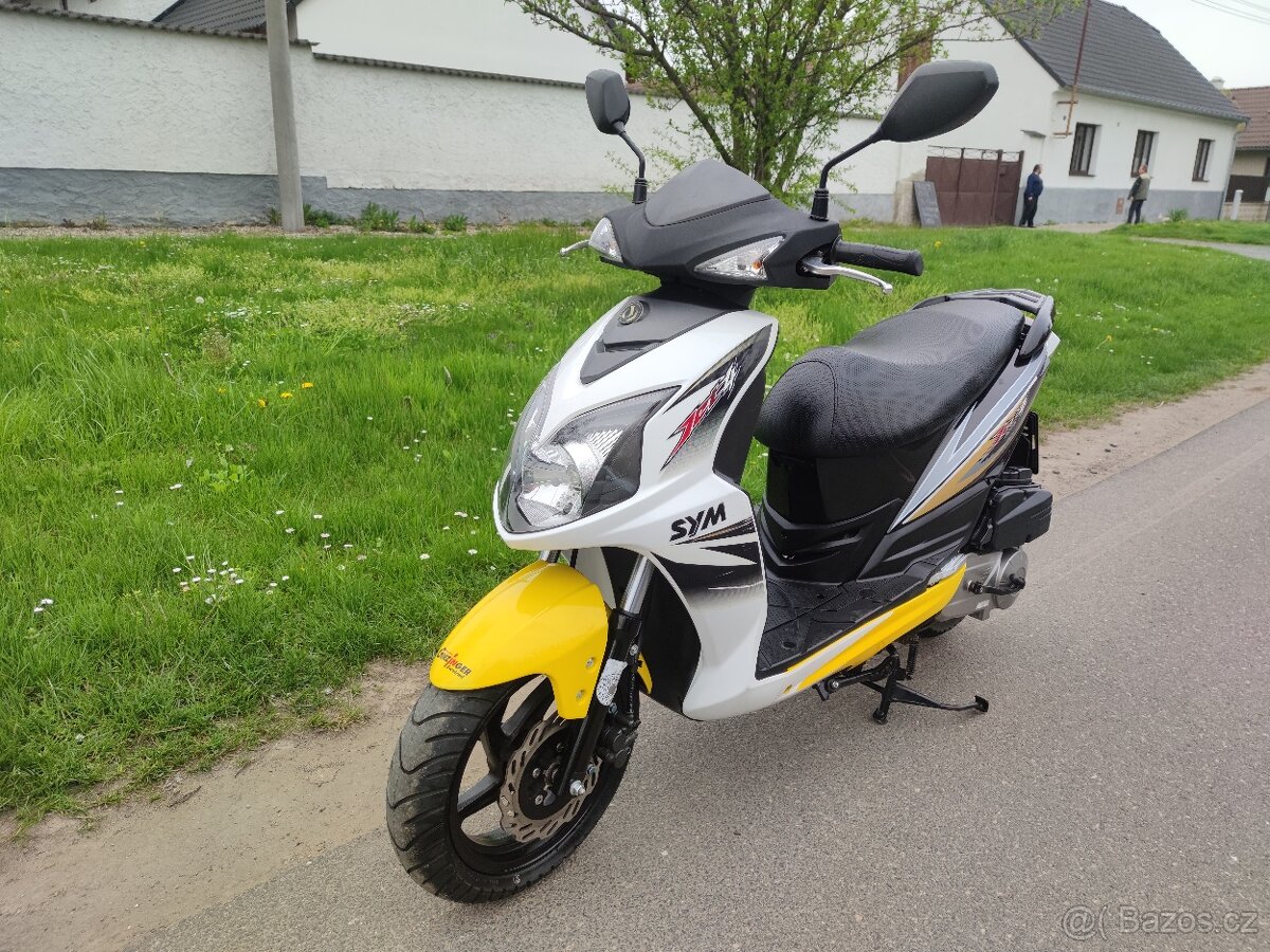 SYM Jet 4 125 černá - 5