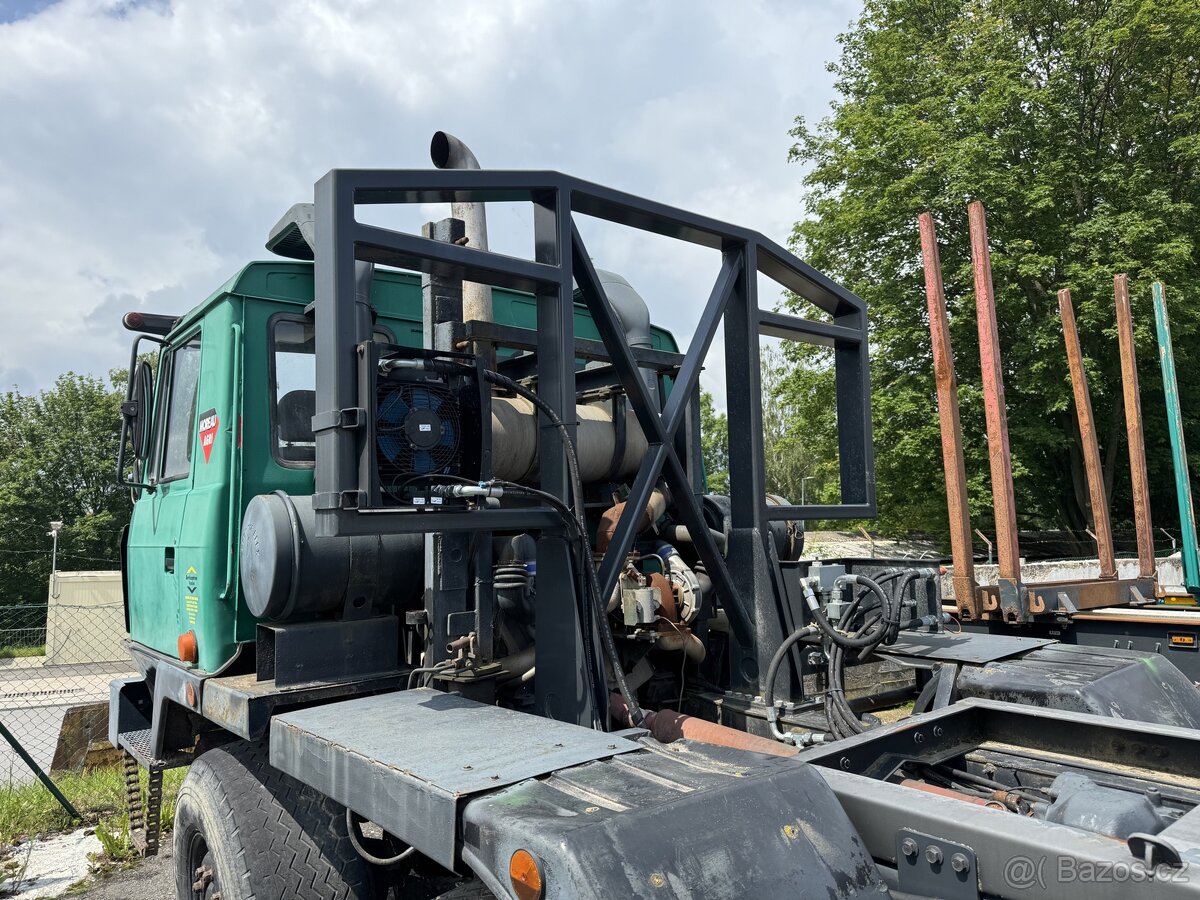 Tatra 8x8 nosič nástaveb na náhradní díly - 5