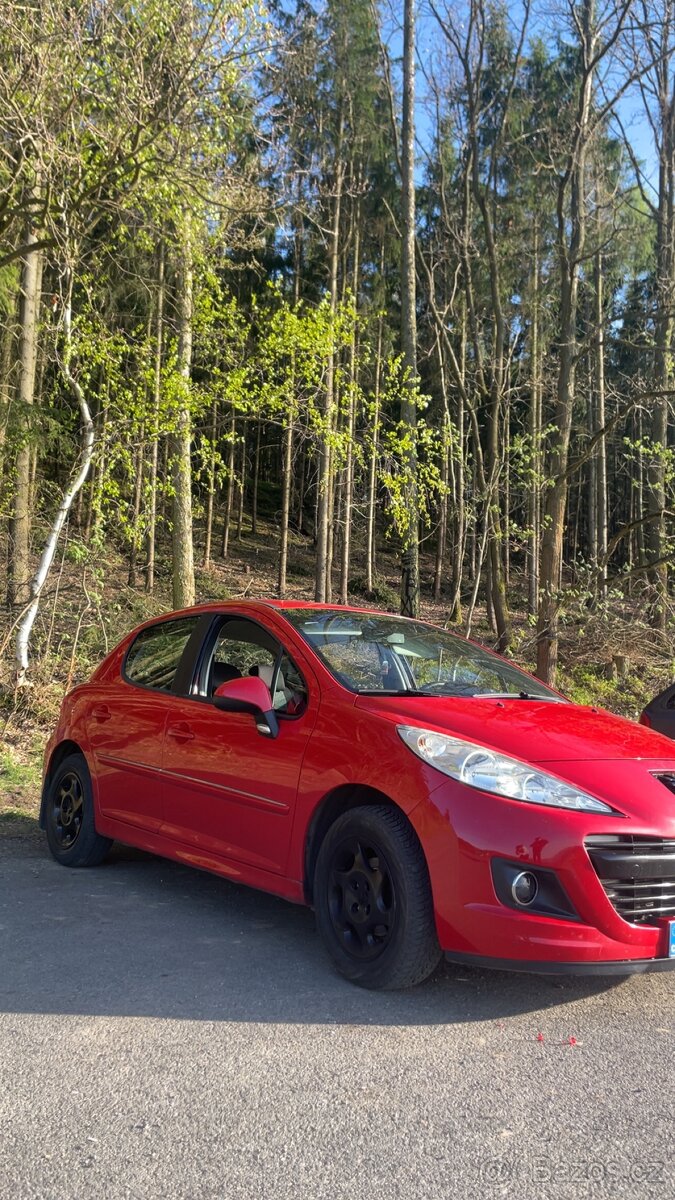 Peugeot 207 1.4i - 5