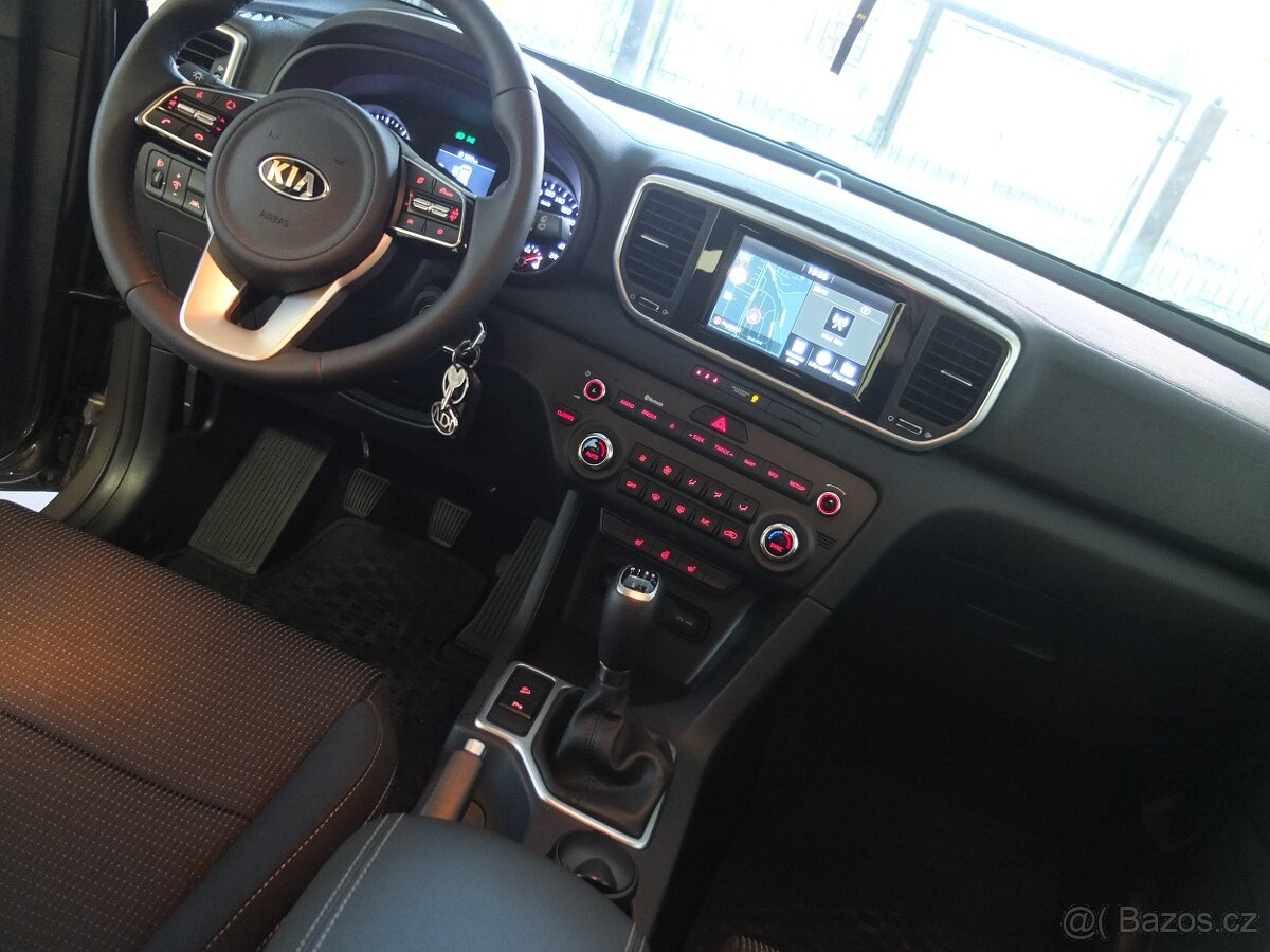KIA Sportage QL 1,6 T-GDi (31tisíc km)-Stav nového vozu,DPH - 5