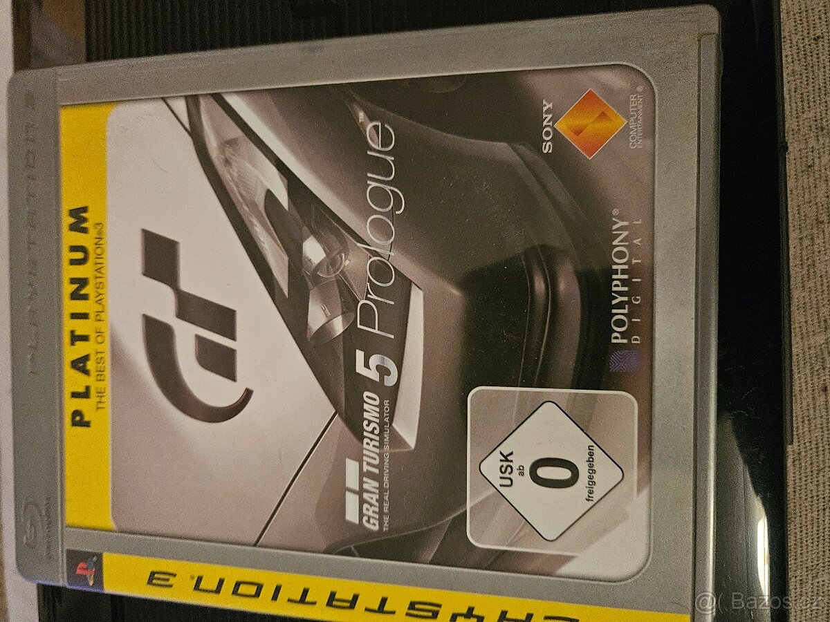 PlayStation 3 Super Slim 500 GB + 2 ovladače + 5 her - 5