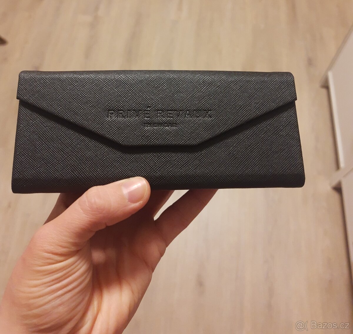 Sluneční brýle s pouzdrem - 5