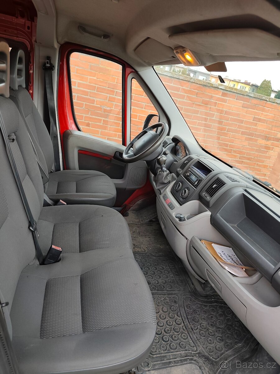 CITROEN JUMPER 2.2 HDI 16V Červená - 5