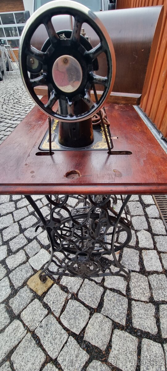 Šicí stroj šlapací Singer - 5