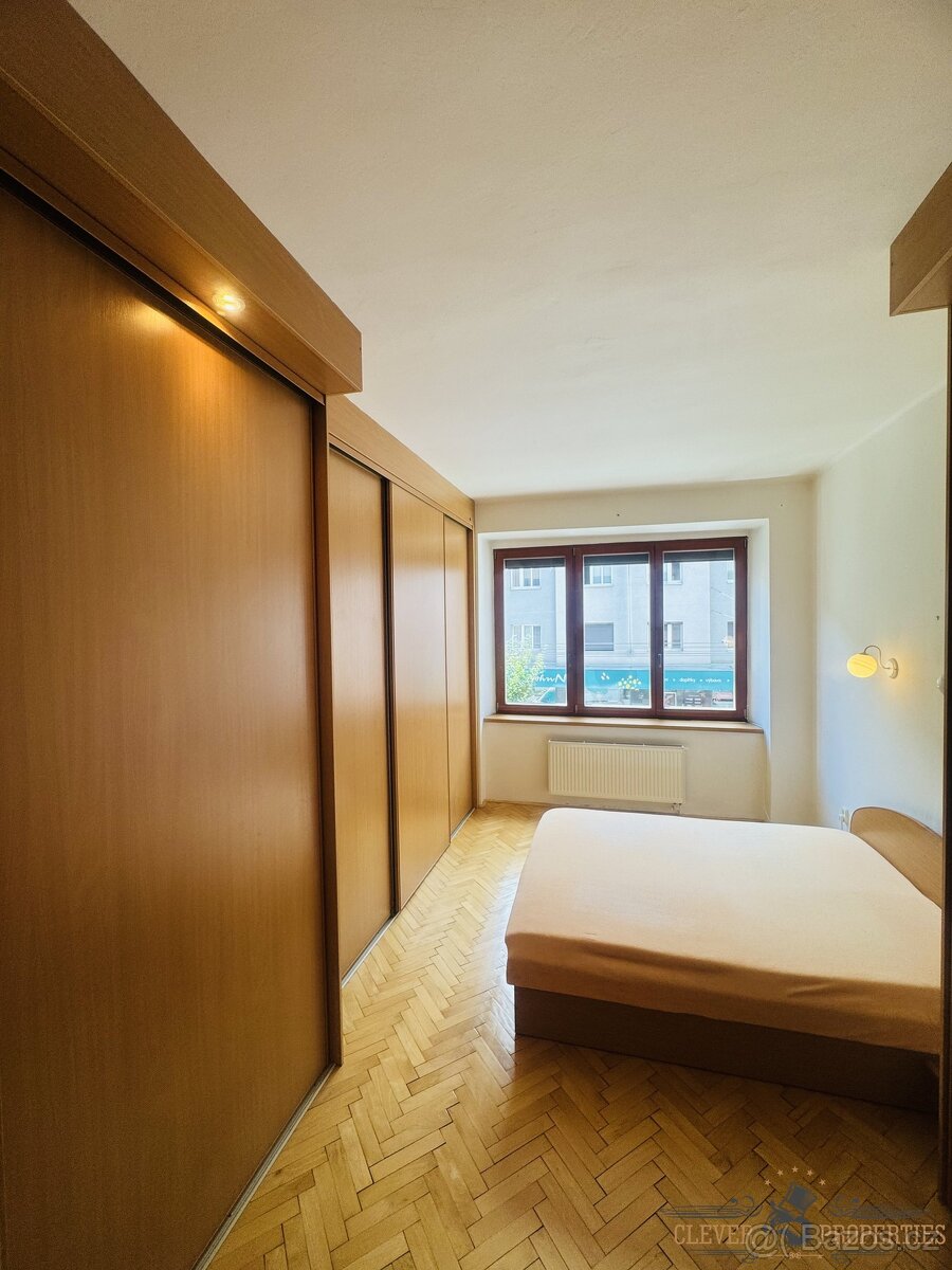 Pronájem zařízeného bytu 2+1 v Hradci Králové – Puškinova, 6 - 5