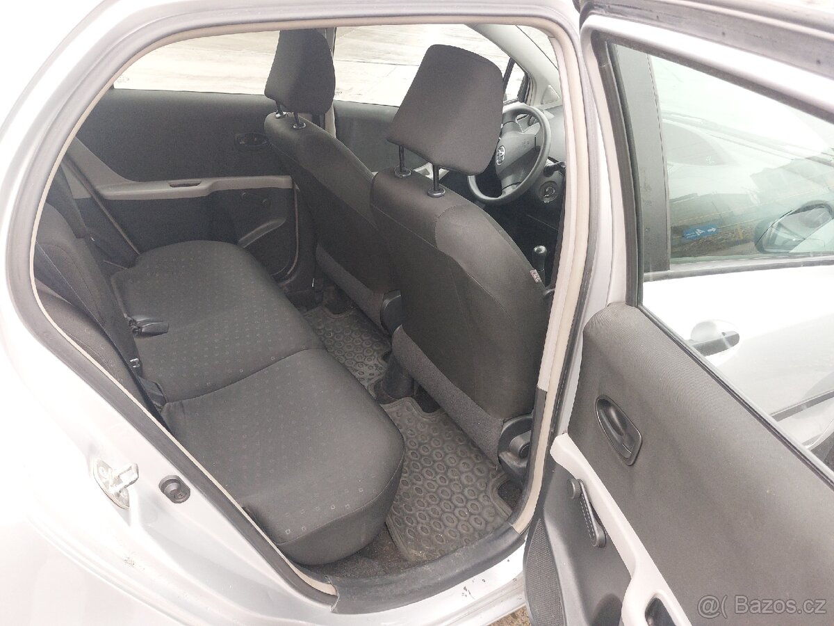 Toyota yaris Top - 5