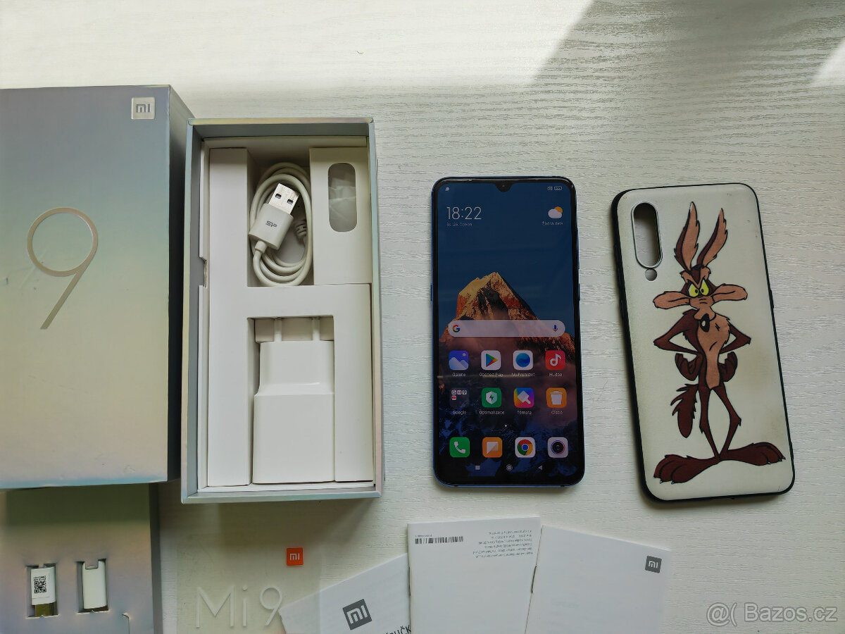 Xiaomi Mi 9 6 / 128 GB Ocean Blue - 5