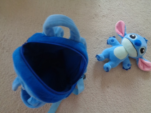 Plyšový batoh Stitch- velmi moderní a oblíbený - 5