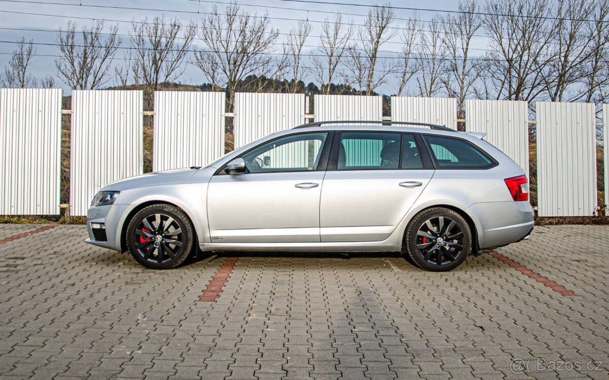 Škoda Octavia Combi 2.0 TDI DPF RS - 5