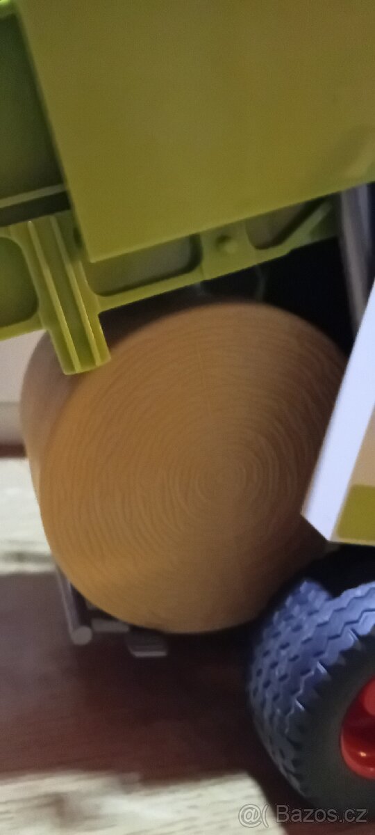 Claas Rollant 250 balíkovač BRUDER - 5