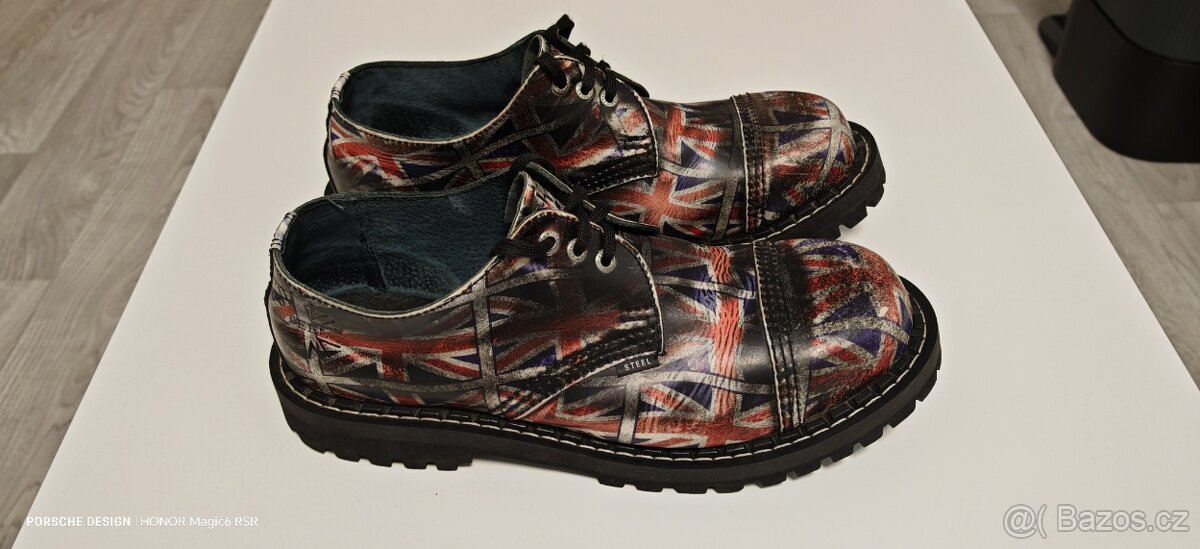 STEEL London Edition Vel. 11 jako nové - 5