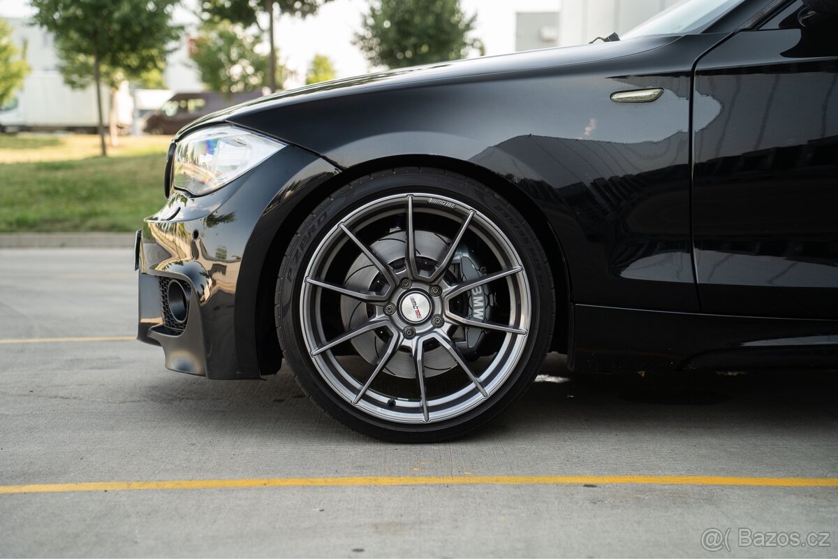 BMW 135i E82 Coupe, N54 3.0 Twinturbo, 6st. manuál - 5