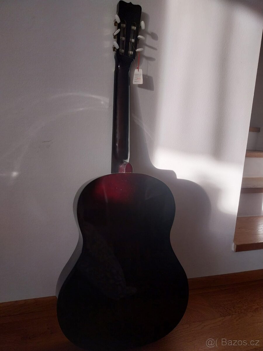 Hudební nástroj _ kytara - 5