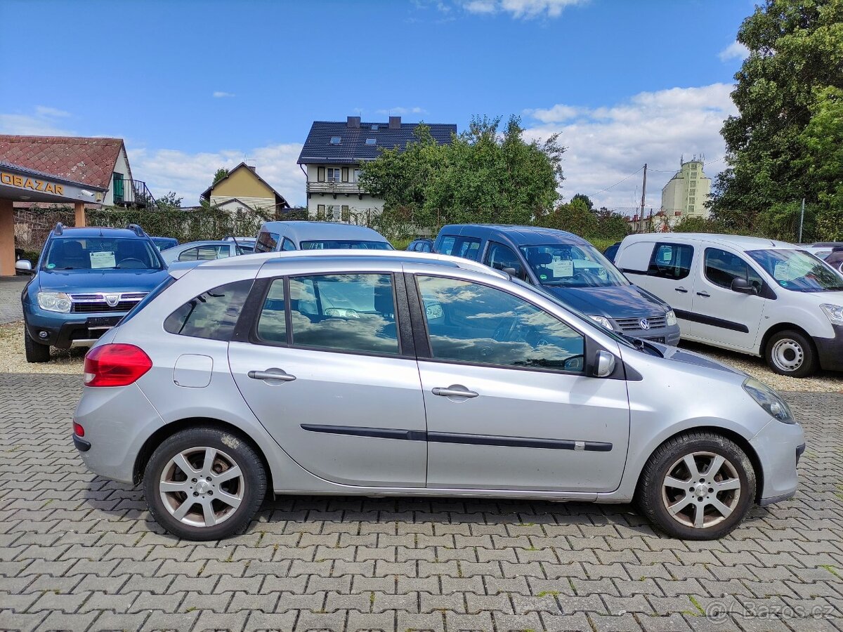 RENAULT CLIO 1.5 DCi 63KW,GRANDTOUR,ALU,BC,HAGUSY,6x AIRB. - 5