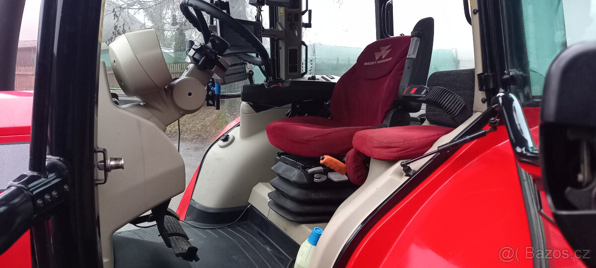 traktor Massey Ferguson 7718 S - 5