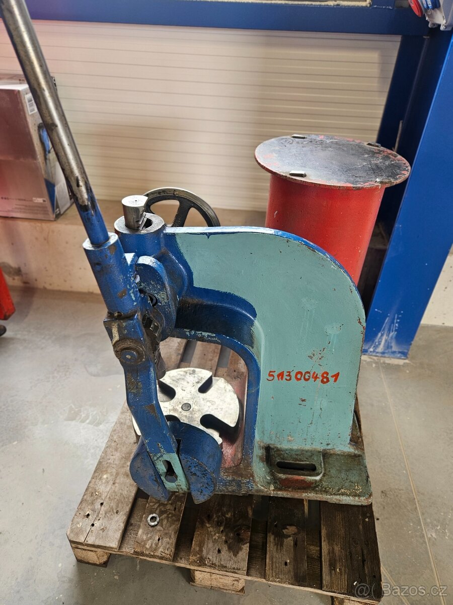 Ruční hřebenový lis LRH 2 + stojan - 5