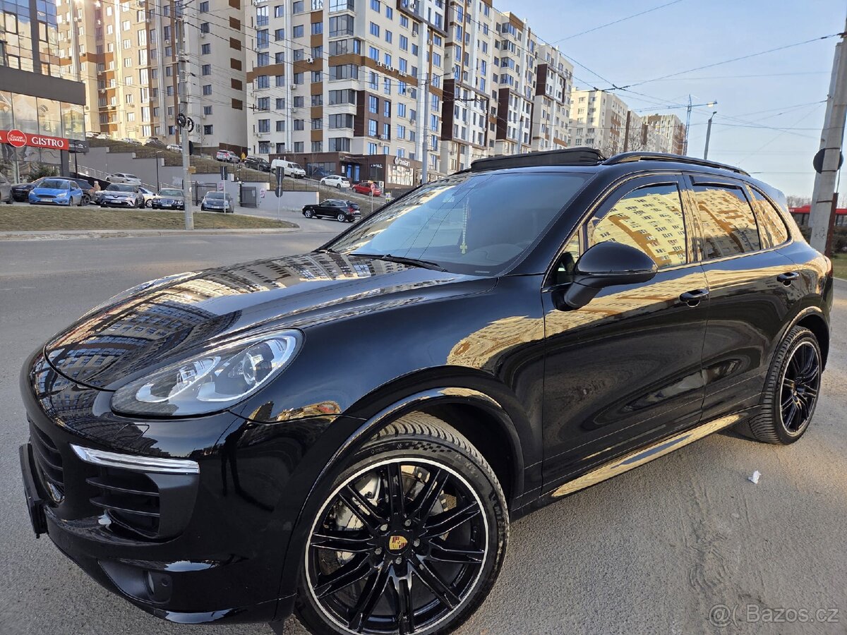 Porsche Cayenne S. - 5