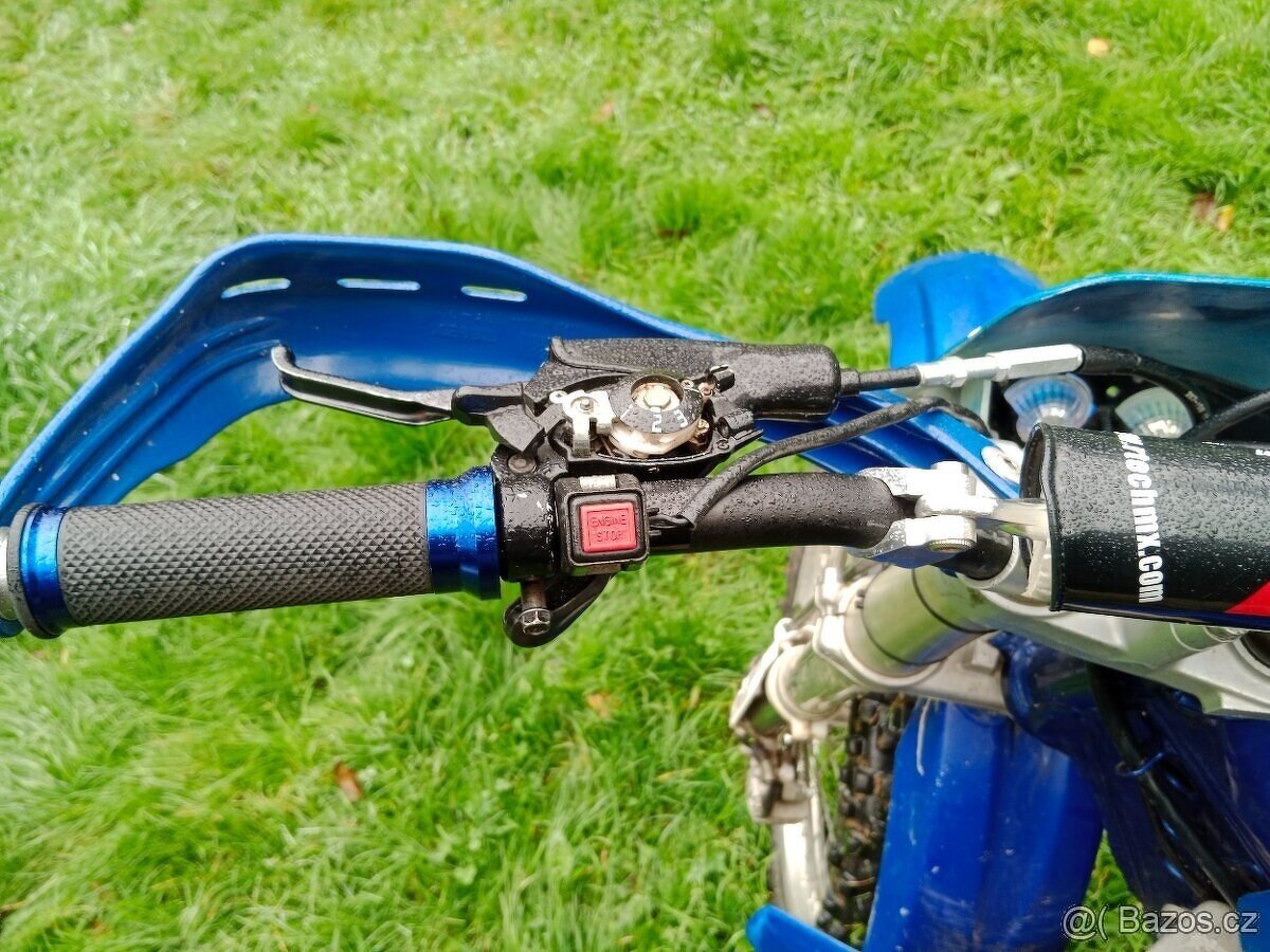 Yamaha YZ 125 cm3 - 5