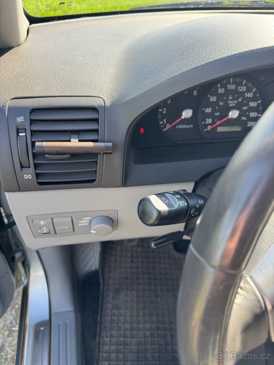 Prodám Kia Sorento - 5