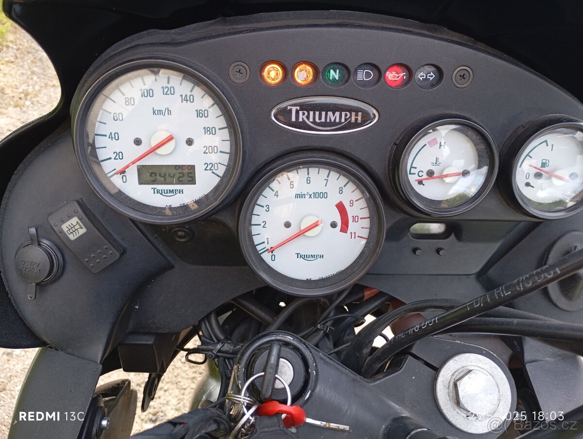 Prodám Triumph Tiger 885i
