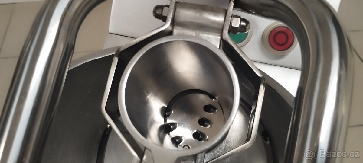 Kráječ – zelenina, sýry, ovoce - velký otvor - 5