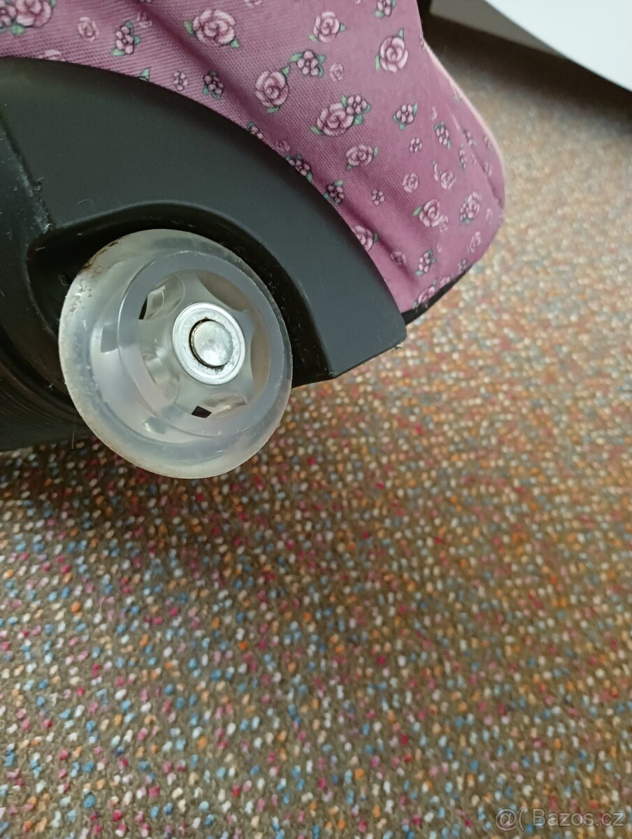 SANTORO ŠKOLNÍ BATOH, cestovní na kolečkach+ kšiltovka Sant - 5