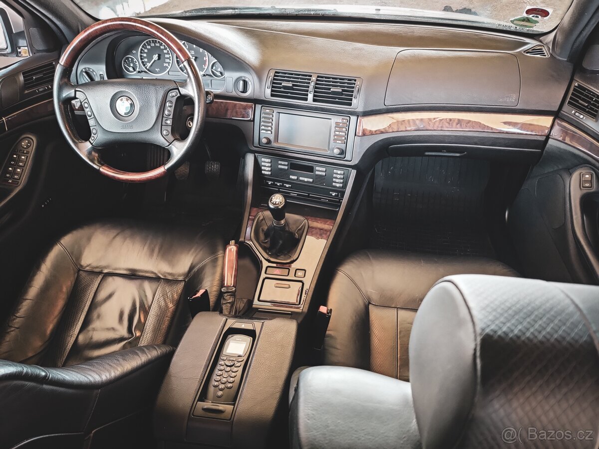 BMW E39 540i Tour 6q Exclusive edition | 2003 - 5