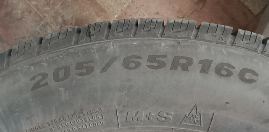 Prodám sadu plechových disků R16 5x120