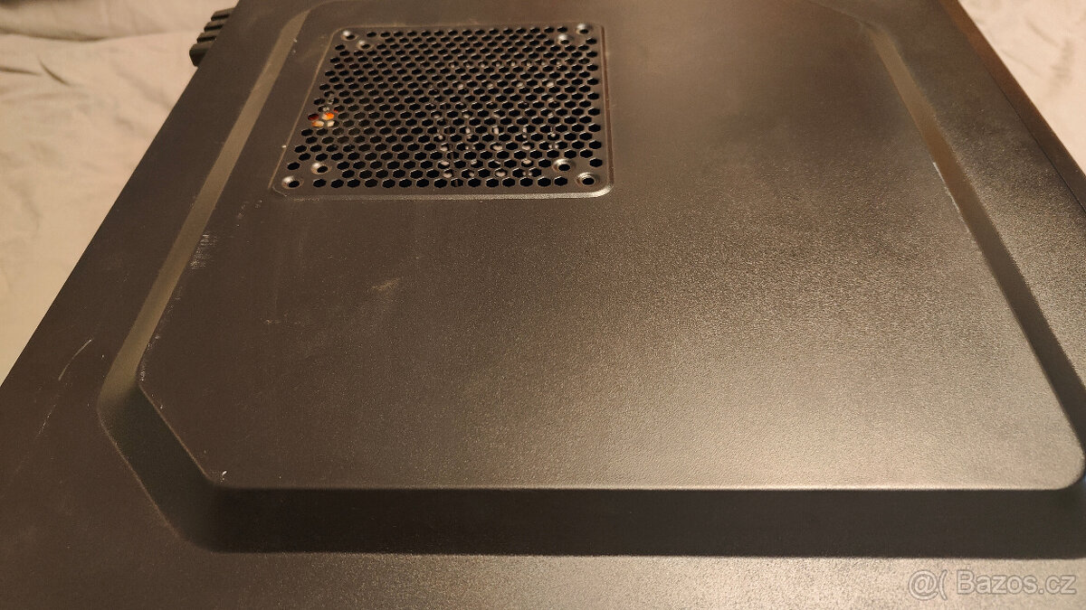 Počítačová skříň Evolveo + zdroj Evolveo 500W - 5