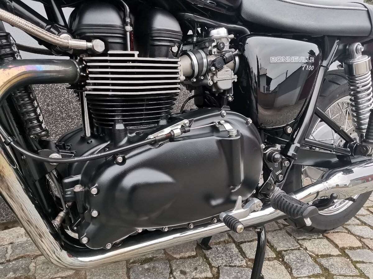 Triumph Bonneville T100 - 5