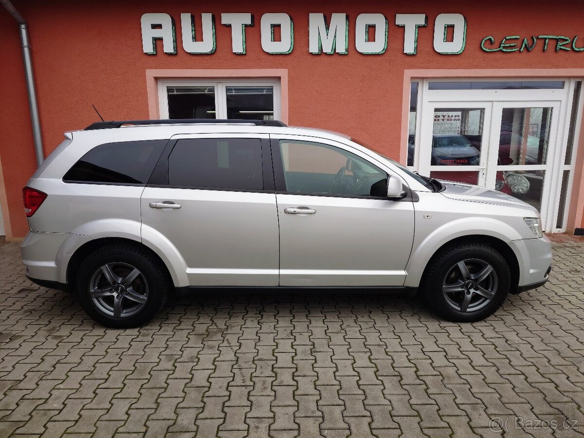 Fiat Freemont 2011 2.0 Multijet Urban 103 kW - 5