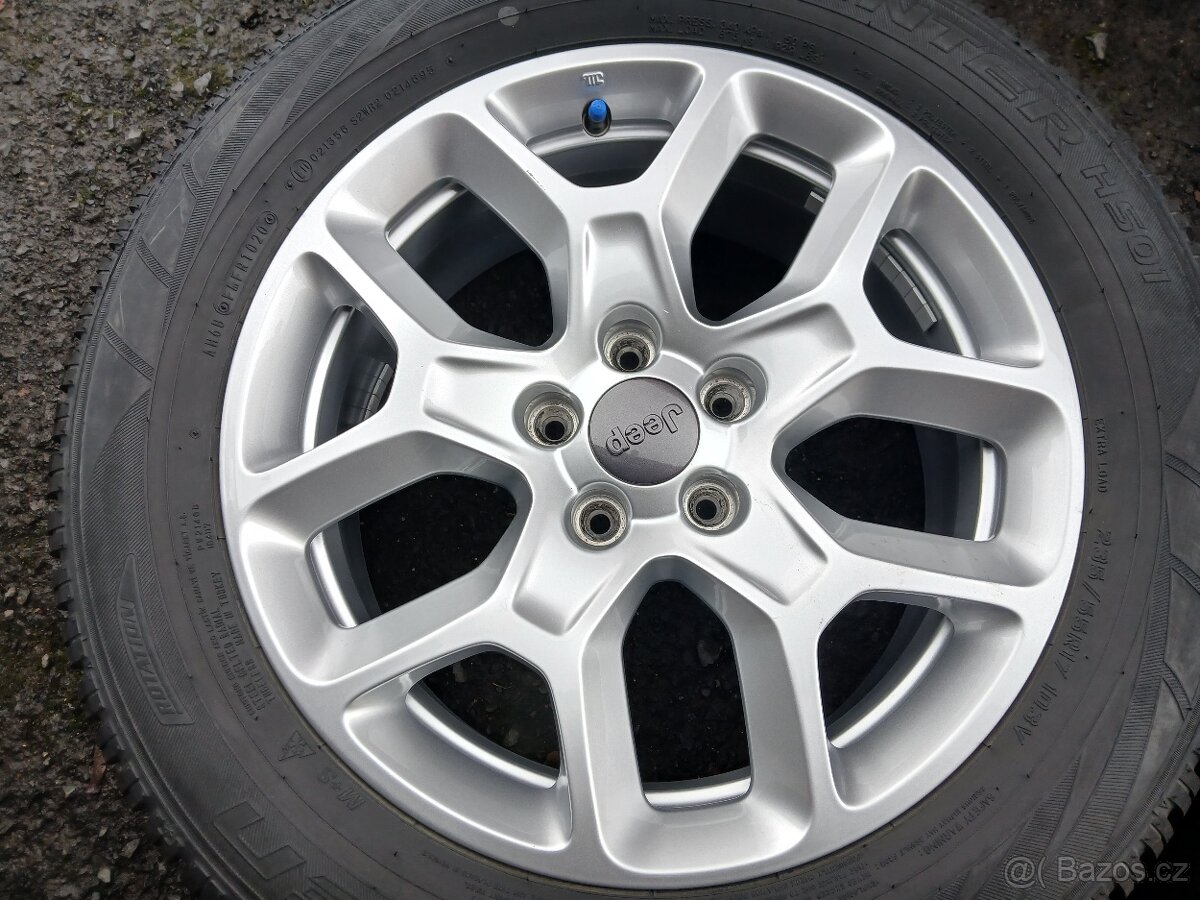 Prodám sadu Orig ALU kol Jeep 235/55R17 zimní - 5