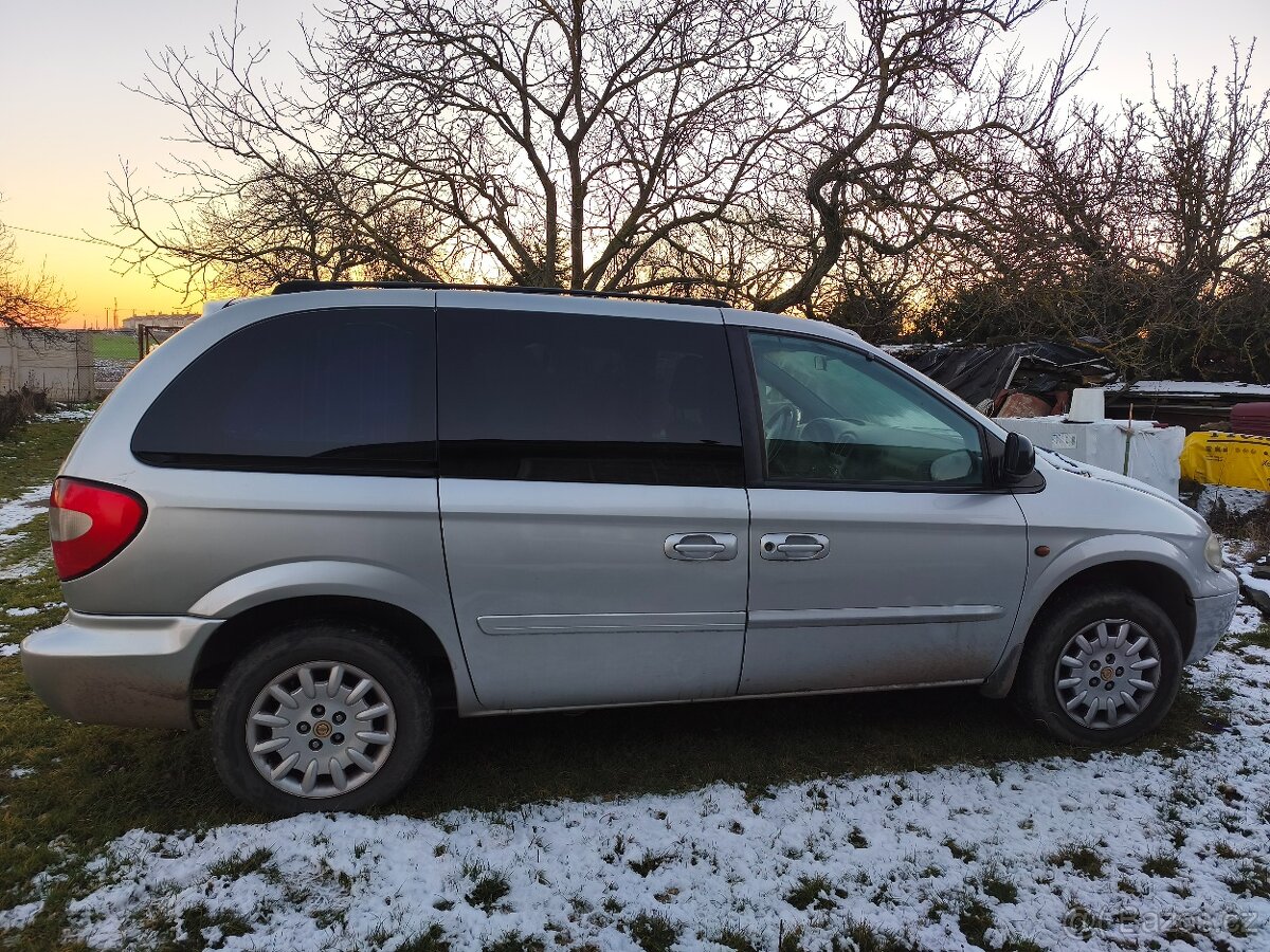 Chrysler Voyager 2.5 crd - 5