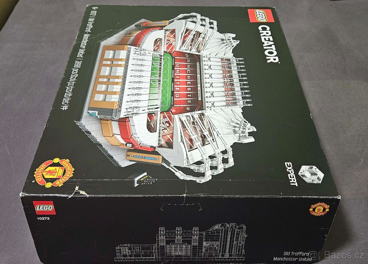 LEGO® 10272 Old Trafford - Manchester United - 5