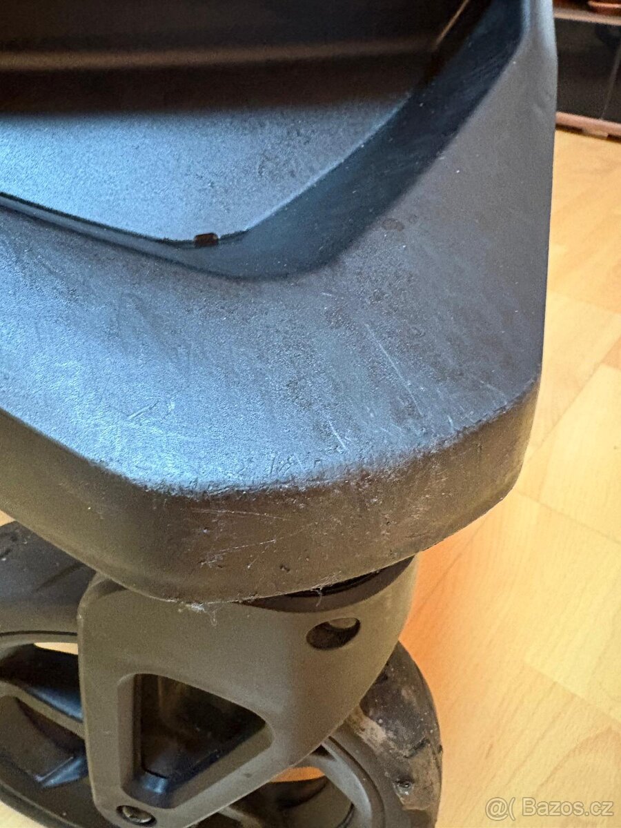 Kočárek thule spring - 5