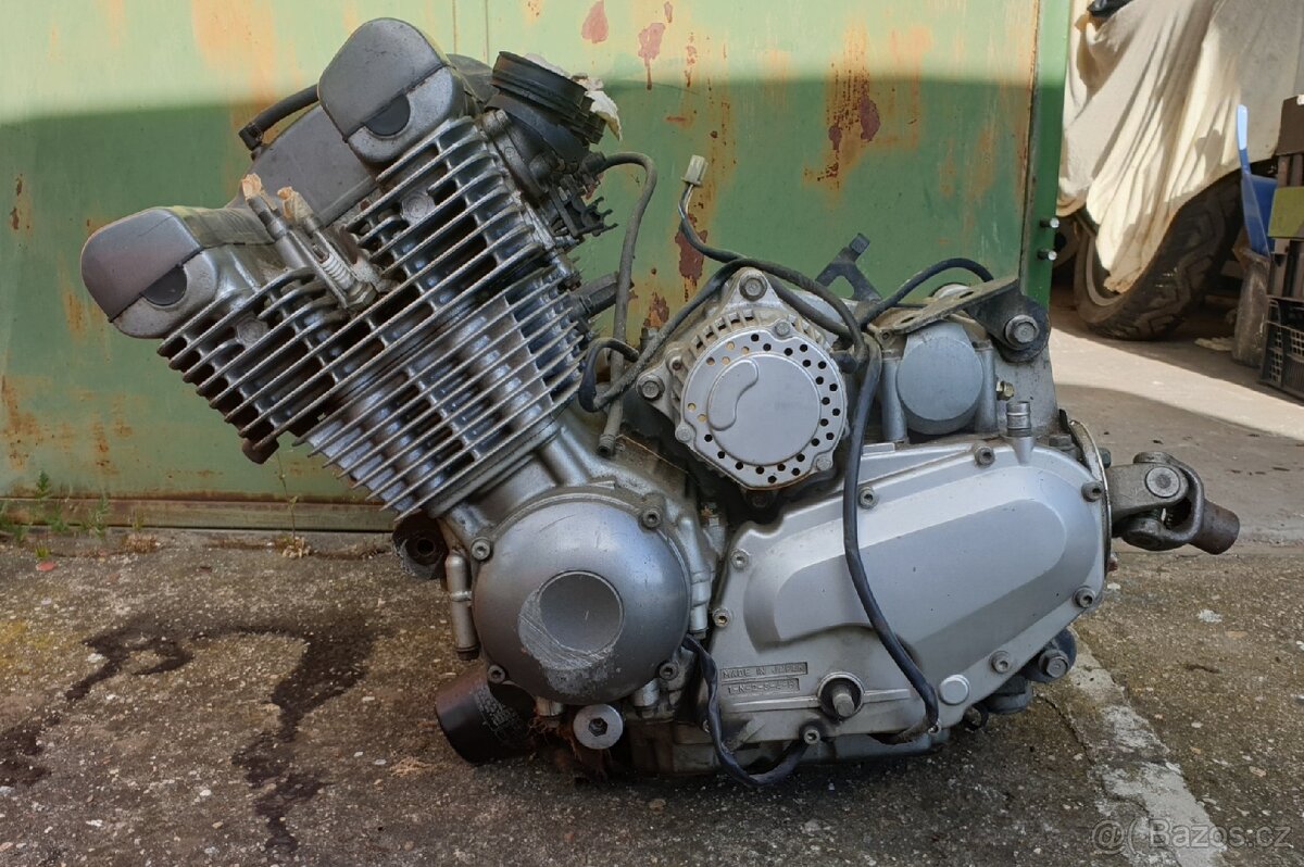 Yamaha XJ900 Diversion - motor - 5