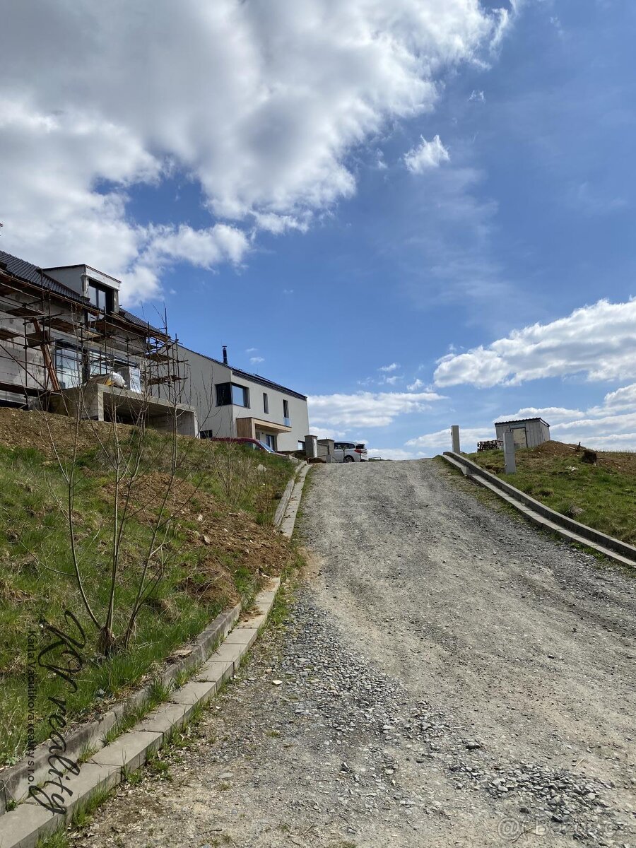 Prodej pozemek k bydlení o CP 1096 m2, Zlín, místní část Luž - 5