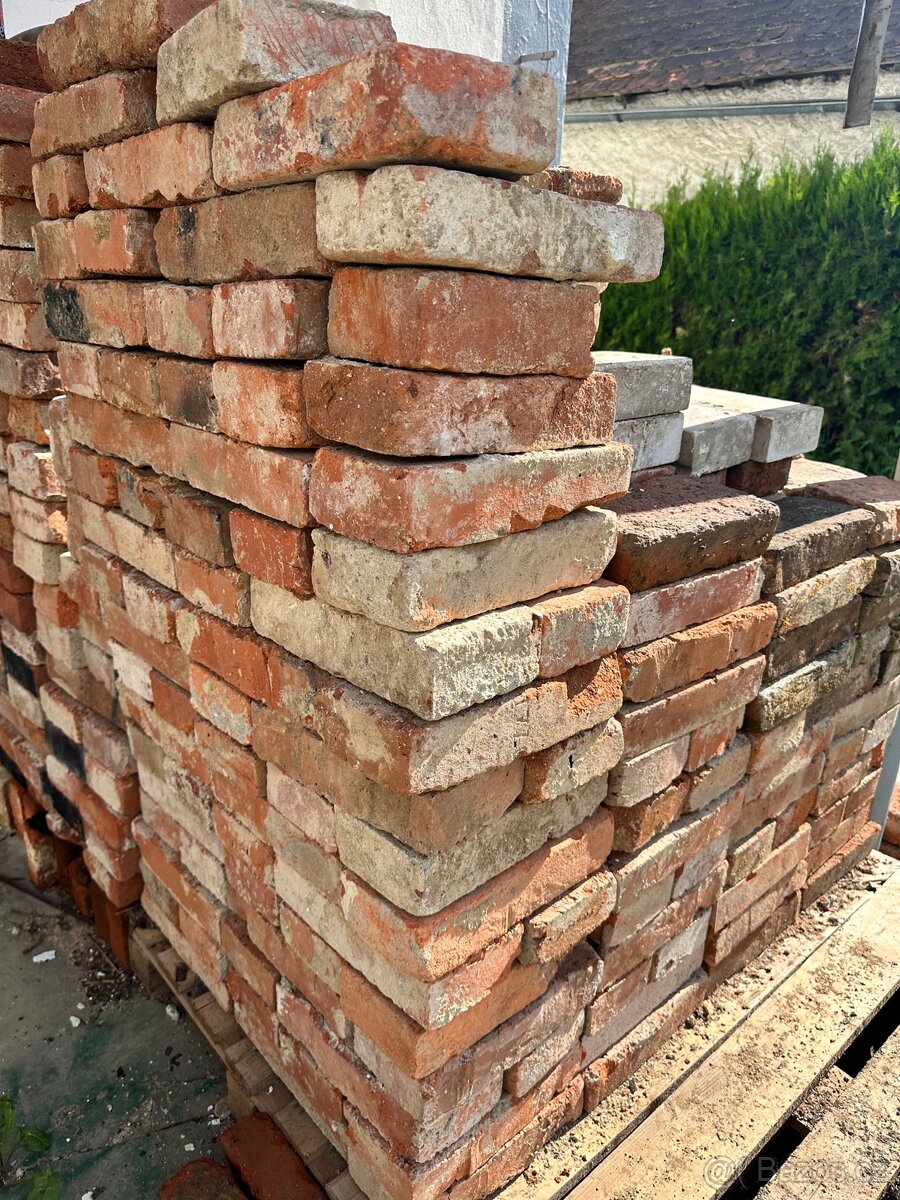 Staré očištěné cihly - 5
