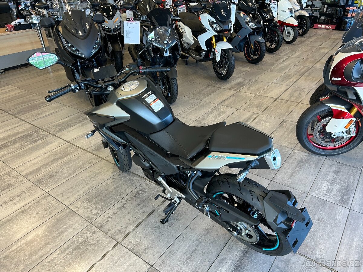 CF Moto NK 125 2025 Gem Black - 5