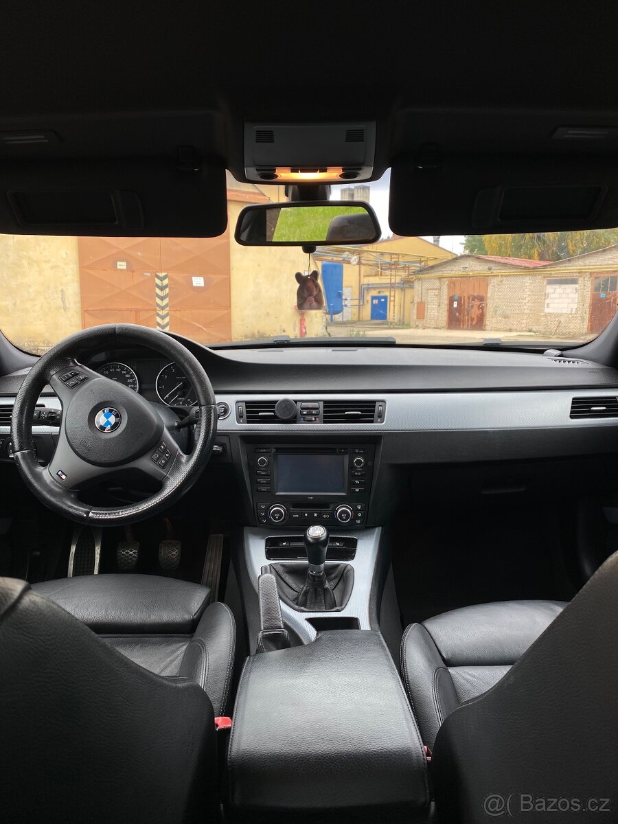 BMW E90 330i LCI - 5