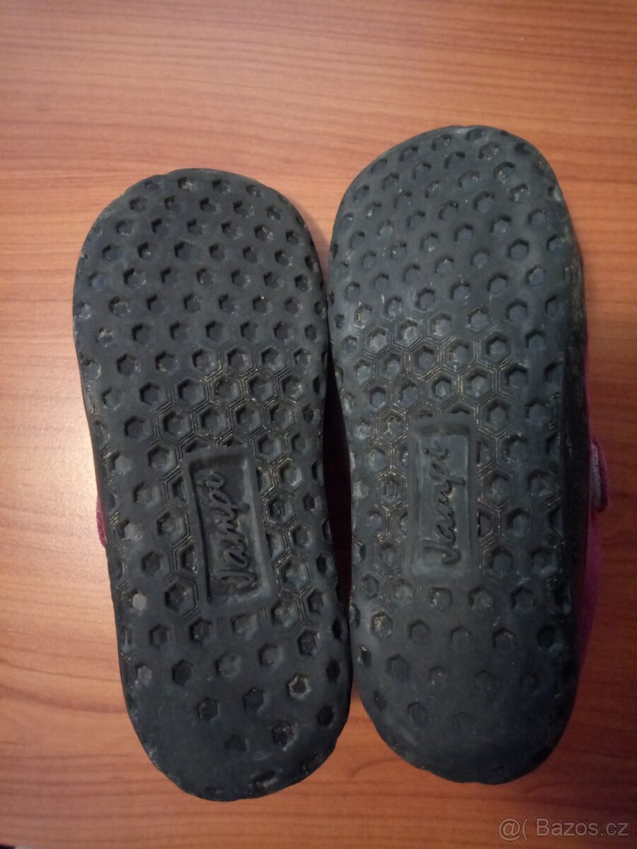 Celoroční obuv zn. Jonap vel. 31 - 5