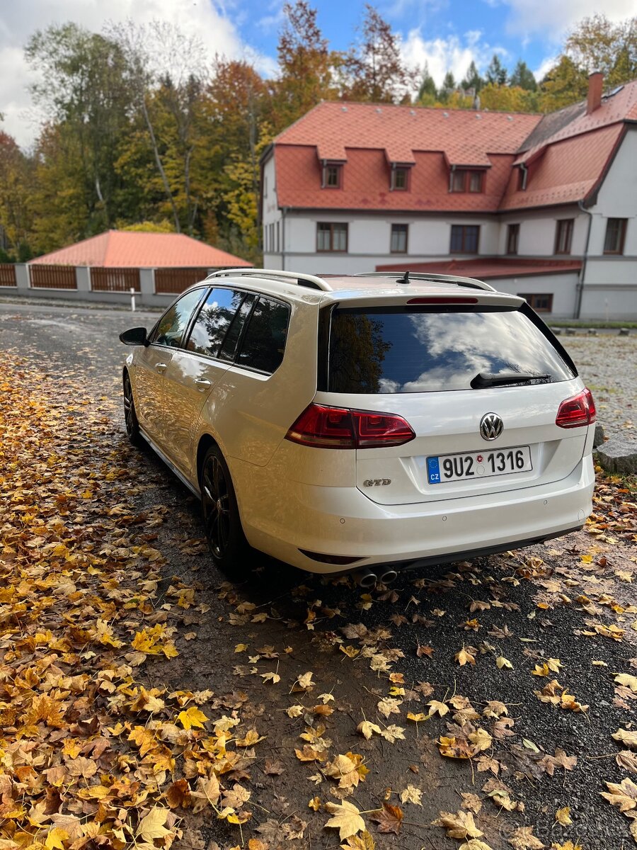 Volkswagen Golf 7 GTD - 5