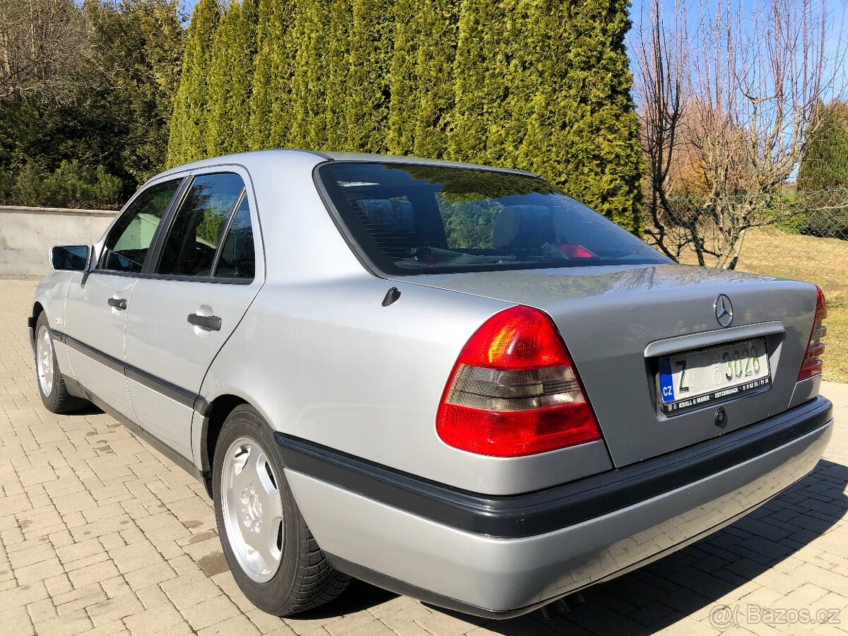 Mercedes Benz C 280 V6 - 5