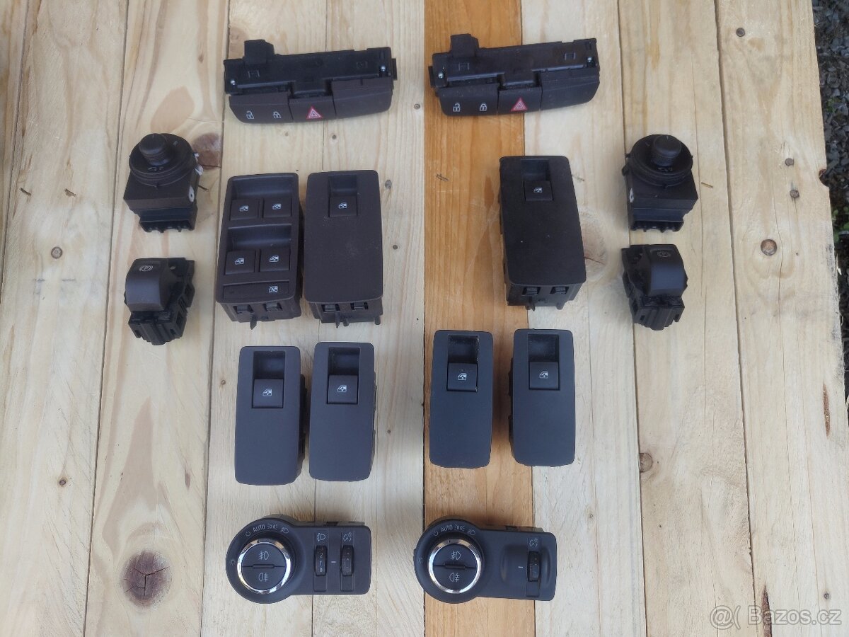 Insignia A - elektronické díly... - 5