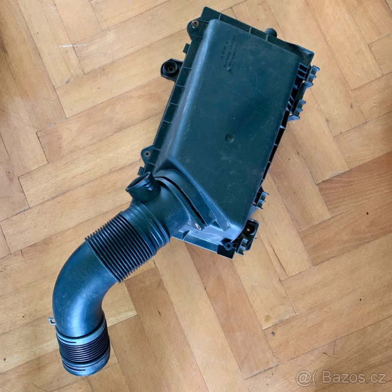 Volkswagen Golf IV 4 / Bora : SPOUSTA DROBNOSTÍ VIZ FOTO - 5