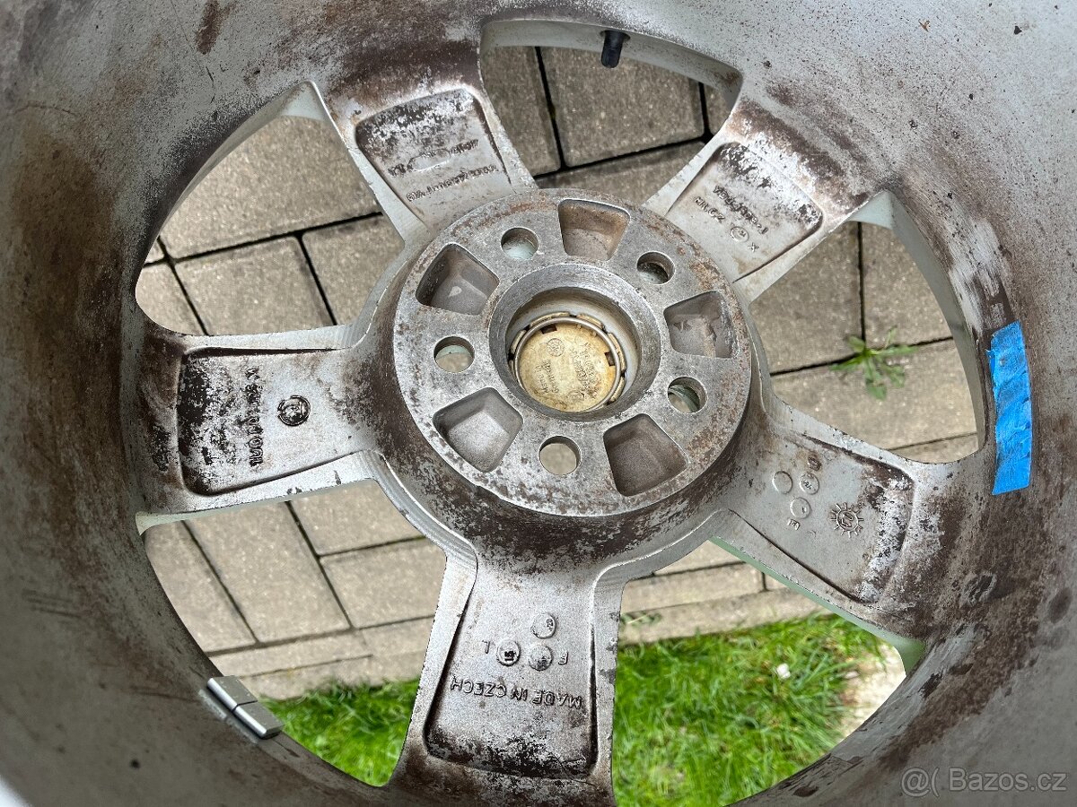 4x alu disky 5x100 R16, letní pneu 70% - 5